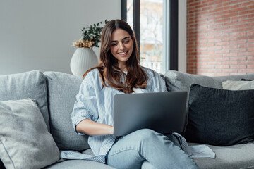 guiwriter577  The Digital Voice Behind Creative Tech Writing